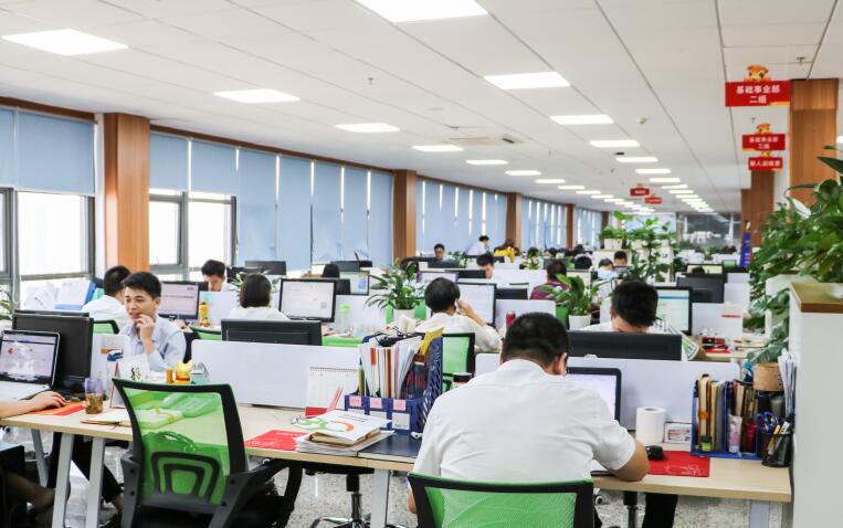 簡(jiǎn)單做一個(gè)網(wǎng)站的價(jià)格多少錢(qián)？