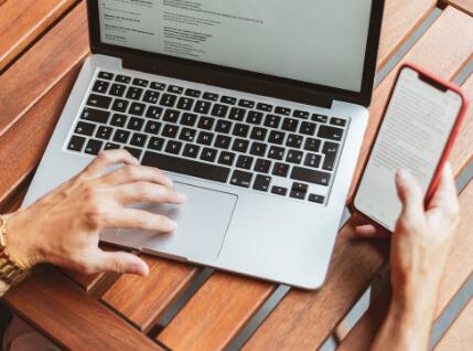 近年來網(wǎng)頁設(shè)計是如何演變的？