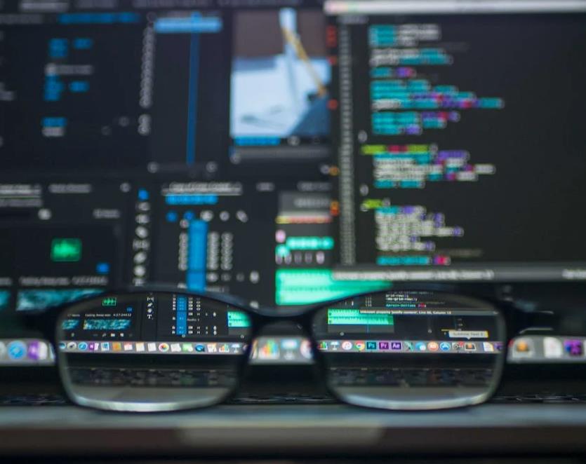 什么是自定義Web應(yīng)用網(wǎng)站建設(shè)程序開(kāi)發(fā)？